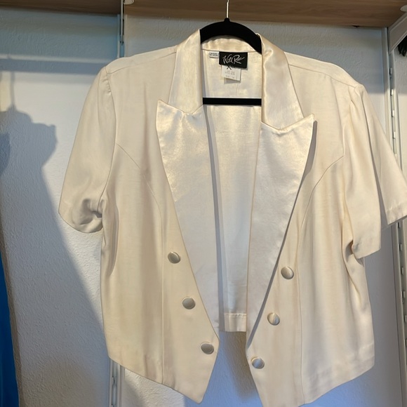 Vintage satin like formal top - Picture 2 of 3